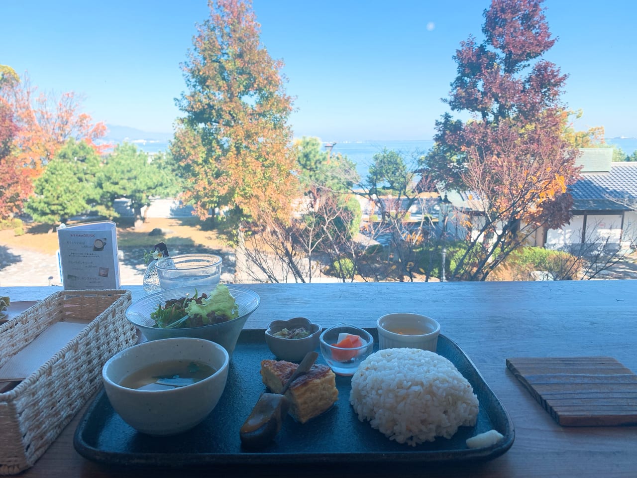 琵琶湖を眺められるカフェmadocafe
