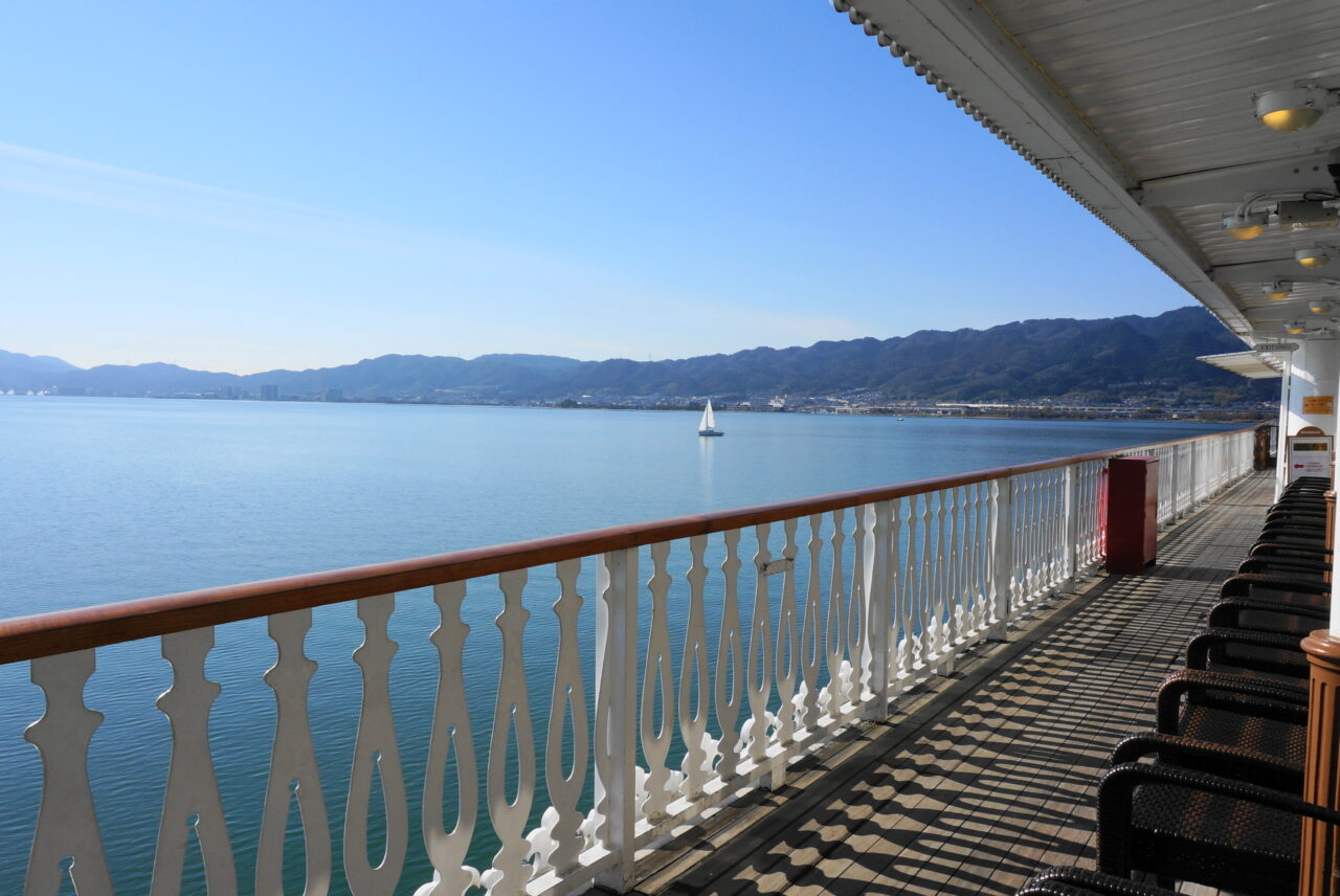 烏丸半島ミシガン花火鑑賞船