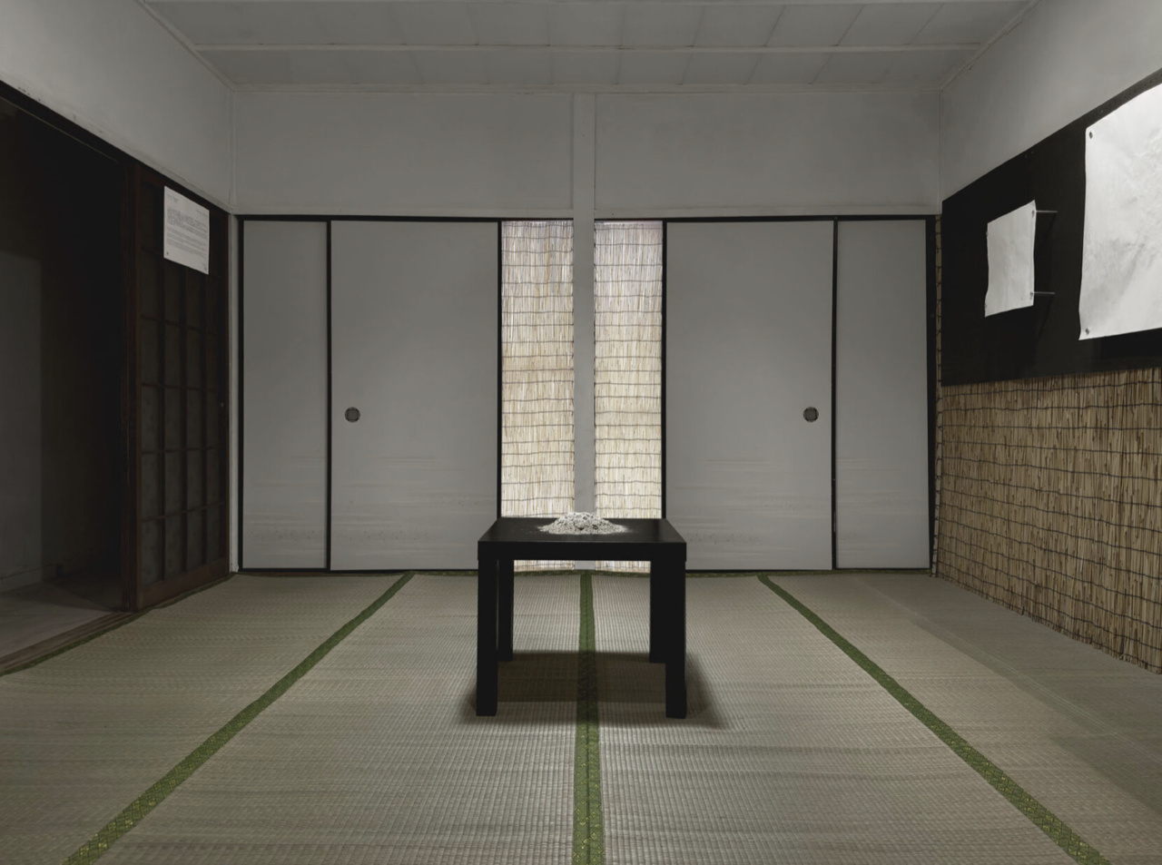 グレブ・イヴァニーによる個展