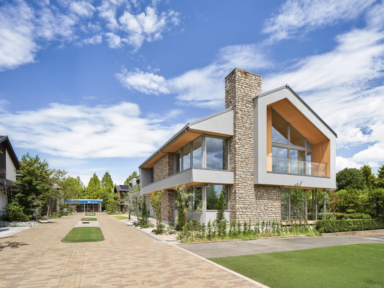 2050 STANDARD HOUSE SHIGA