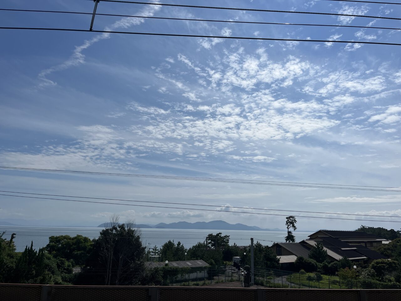 南小松