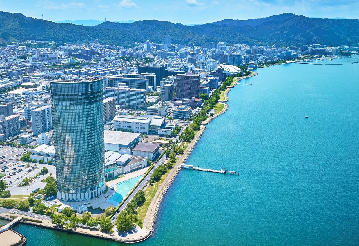 滋賀県のワイナリーと6つのホテル
